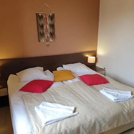 Banderitsa By Bookvillabg * Bansko